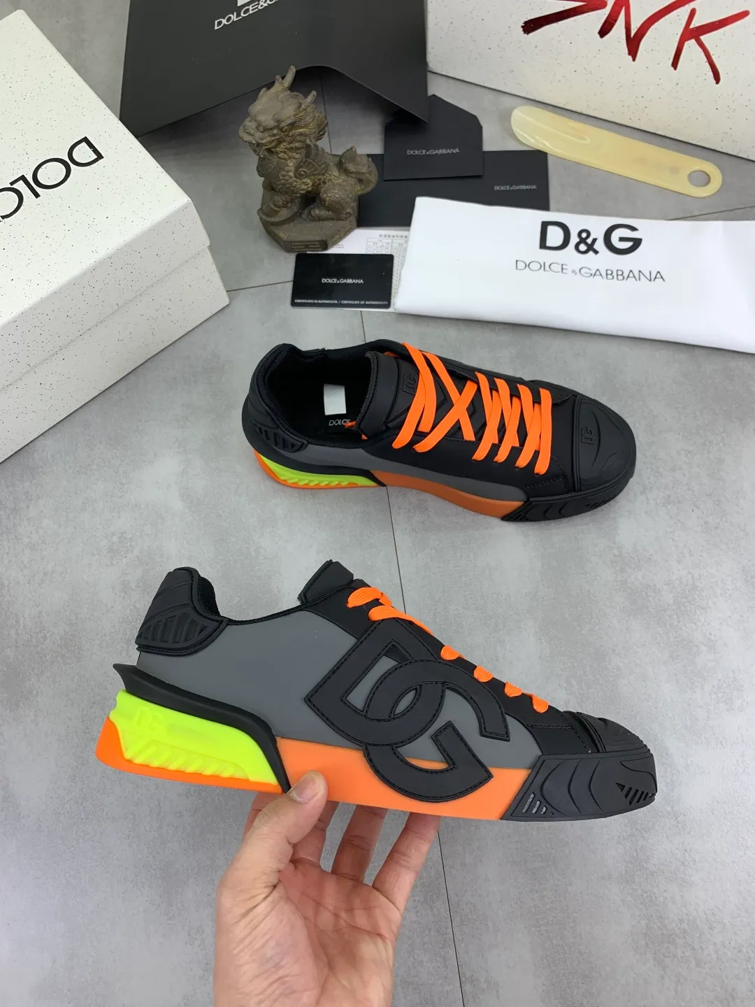 Men's shoes 💰P580💰 [New model] The latest hot style, top original quality, the official website synchronized with "DOLCE&GABBANA [Dolce & Gabbana] ~ High Quality." Effect Low-top casual DG men's shoes, loved by many celebrities, using high-end imported first-layer calfskin splicing logo design + cowhide feet, simple and elegant, perfectly interpreting the latest inspiration for shoes, integrating classics and fashion, luxury dreams, leading fashion Suitable for drivers, light and comfortable to drive, light and breathable for outdoor travel, high-end quality, trustworthy, 5️⃣color🉑️choice! Code number: 38-46